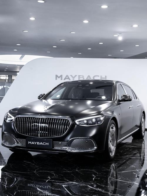 成都280岚图汽车的售后服务让用户无忧出行，迈巴赫未来的豪华车趋势